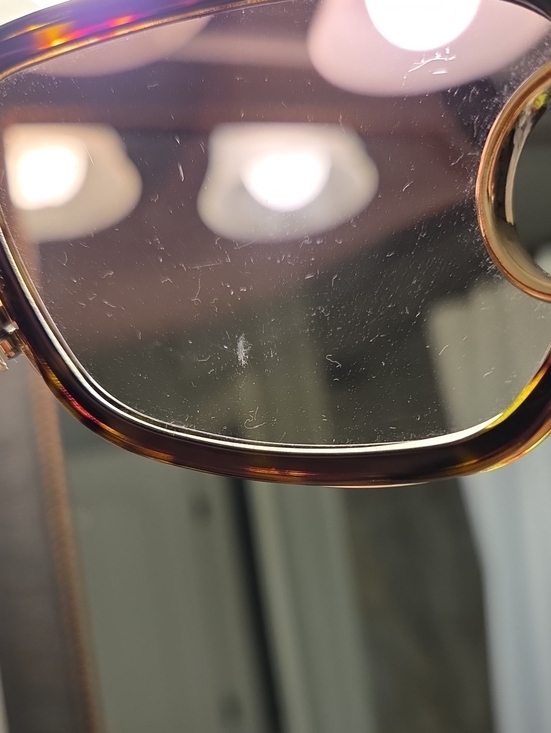 Authentic Gucci Gold-Accent Brown Gradient Women\'s Sunglasses main image 5